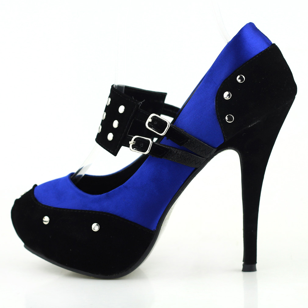 platform buckle shoes